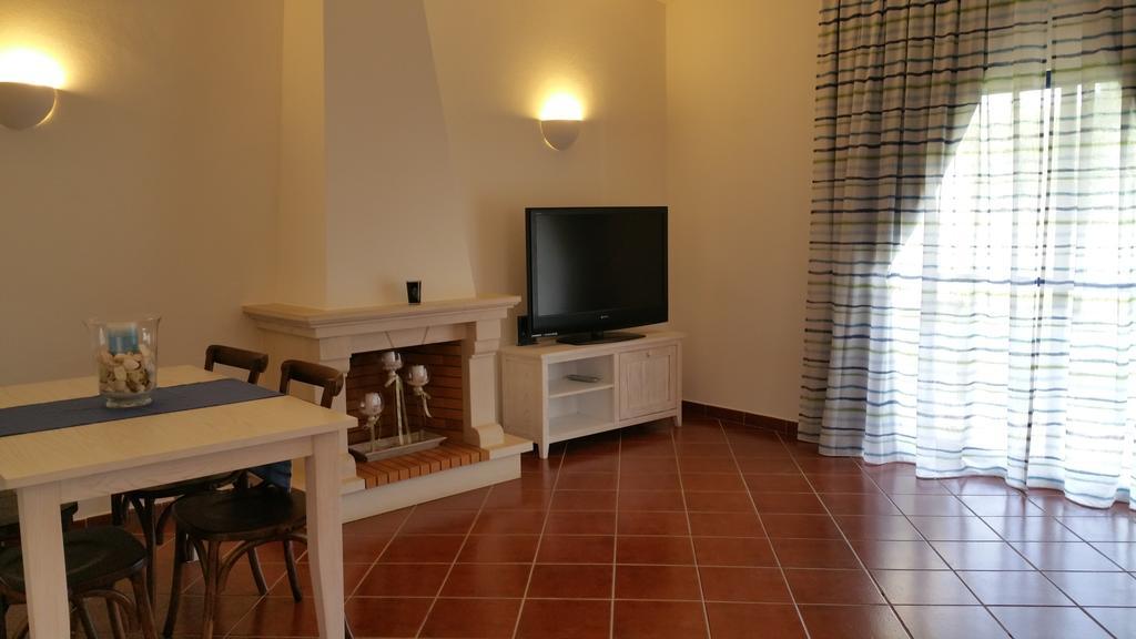 Apartamentos Clube Da Bemposta Alvor Oda fotoğraf